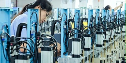 靈科超聲波-產品生產流水線