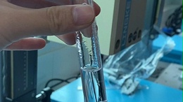 靈科超聲波-護(hù)膚小瓶焊接