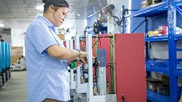 從制造到“質”造，大涌企業為何青睞大涌超聲波焊接機？