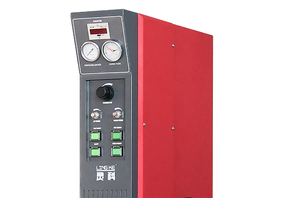 靈科超聲波焊接機 15kHz標準型細節 靈科超聲波焊接機 15kHz標準型細節