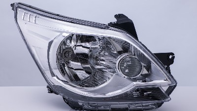 靈科超聲波焊接技術在車燈焊接中的優勢與應用