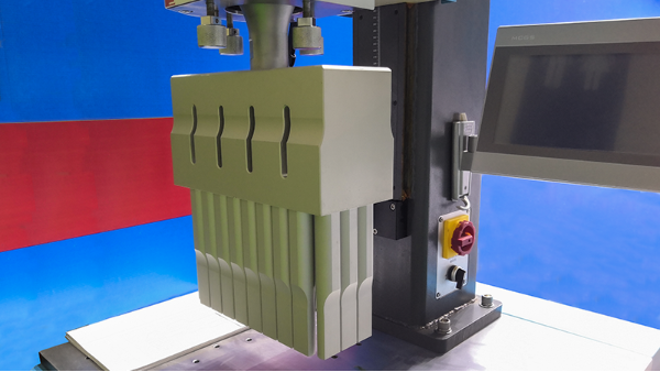 關(guān)于江門超聲波焊接機(jī)中的超聲波子母焊頭