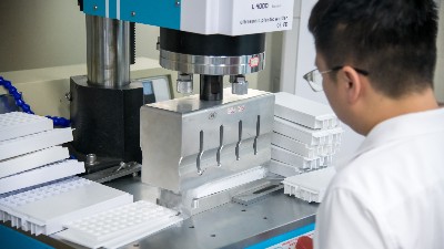 伺服超聲波焊接機的調(diào)試方法及關(guān)鍵注意事項