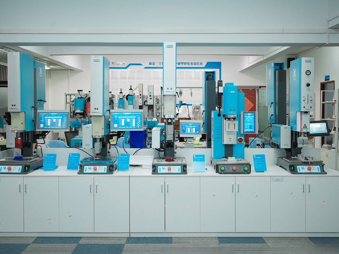 助力<i style='color:red'>航天</i>產業(yè)發(fā)展!靈科伺服超聲波焊接機，行業(yè)首選