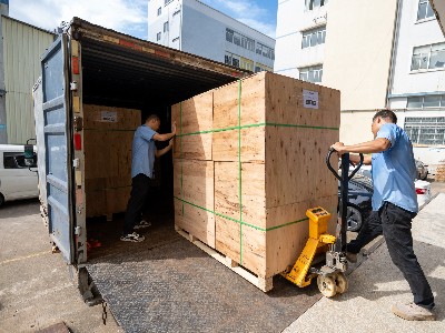 告別信息孤島，靈科超聲波焊接機實現生產線數據實時流動