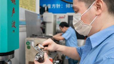 如何解決必能信BRANSON超聲波焊接機(jī)控制面板無顯示問題？