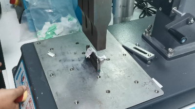 超聲波切割無紡布：應用場景、技術難題與應對策略